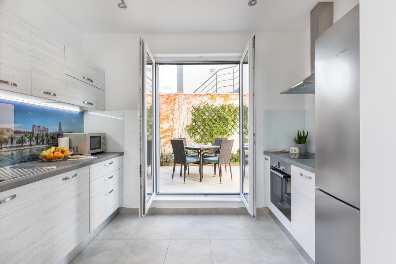 Apartment Pearl Of Split Exterior photo